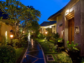 Bali, Seminyak, Desamuda Village